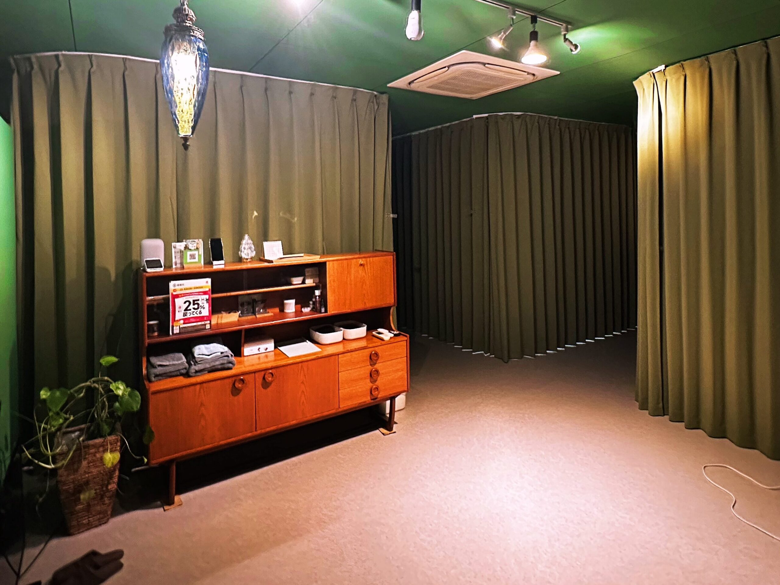 【お店】あけましておめでとうございます🙇 - 1/3から予約スタート! - Notエステ彦根